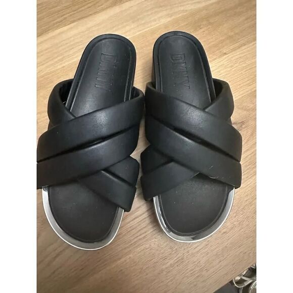 DKNY Sand  Cross Vienna Puffy Strap - Picture 1 of 6